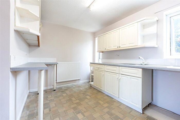 1 Bedroom Apartment For Sale In Church Street, Didcot, Oxfordshire, OX11