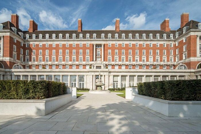 3 Bedroom Flat For Sale In Flat, Star Amp; Garter House, Richmond Hill, Richmond, TW10