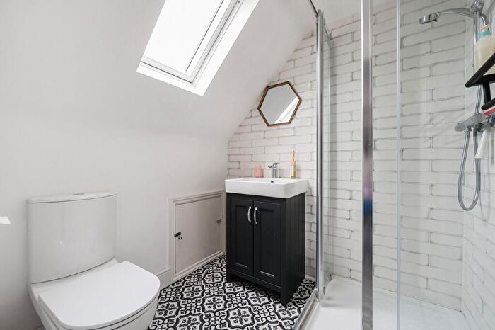 3 Bedroom Terraced House For Sale In St. Martins Church Street, Salisbury, SP1