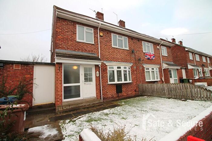 3 Bedroom Semi Detached House To Rent In Sunningdale Road, Springwell, SR3