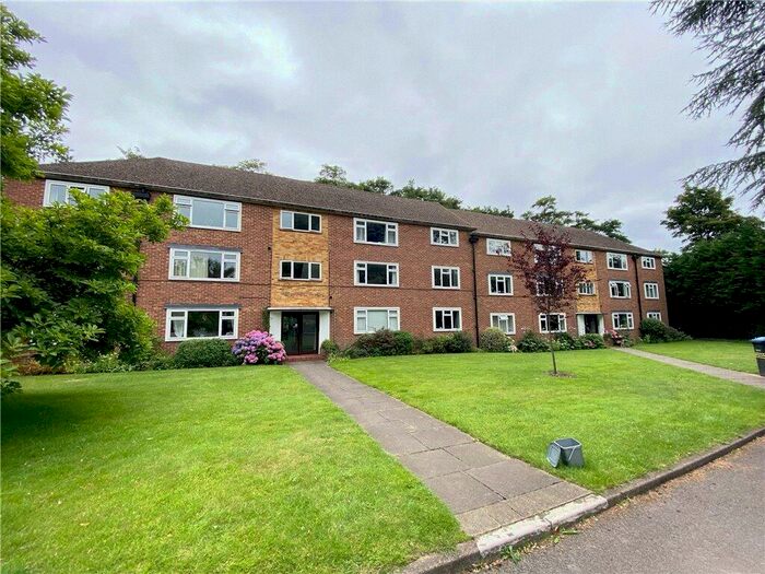 2 Bedroom Apartment To Rent In Christchurch Road, Virginia Water, Surrey, GU25