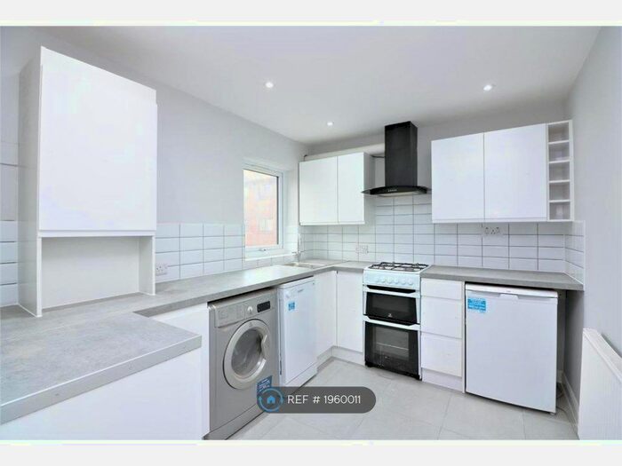 1 Bedroom Flat To Rent In Canning Town, London, E16
