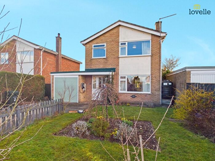 3 Bedroom Detached House For Sale In Prince Charles Avenue, Wragby, LN8