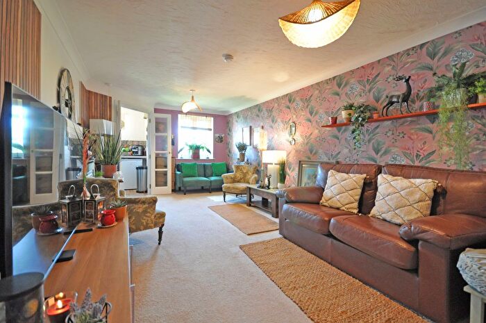 1 Bedroom Property For Sale In Monmouth Court, Newport, NP20
