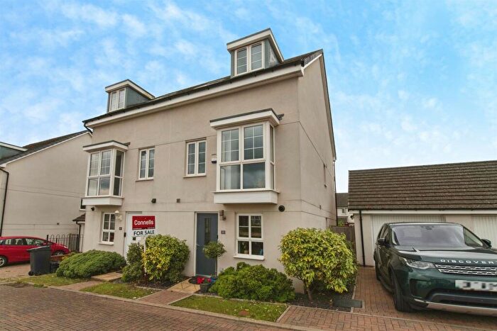 3 Bedroom Semi Detached House For Sale In Newcourt Way, Exeter, EX2