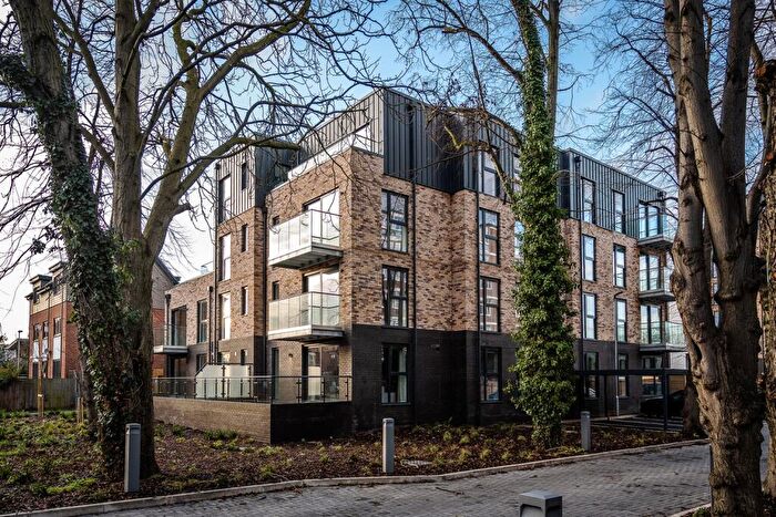 1 Bedroom Apartment To Rent In Riverside, Wilford Lane, NG2