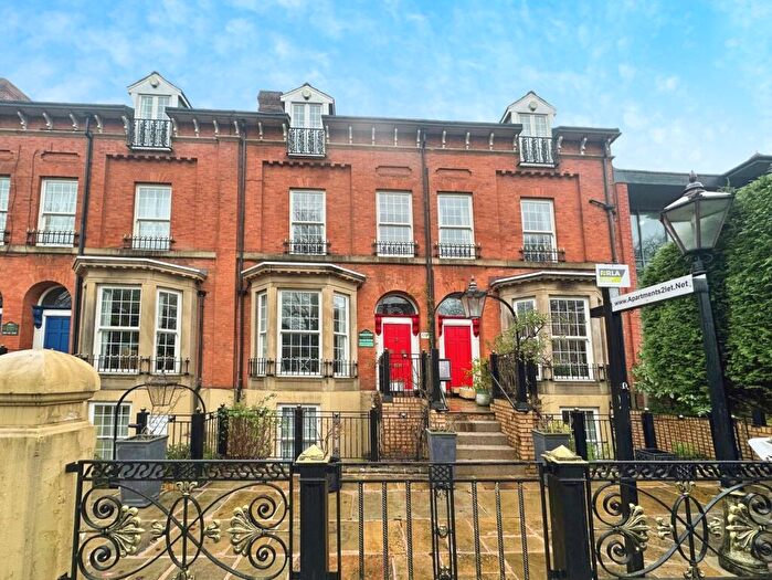 1 Bedroom Flat To Rent In Bury Old Road, Salford, Greater Manchester, M7