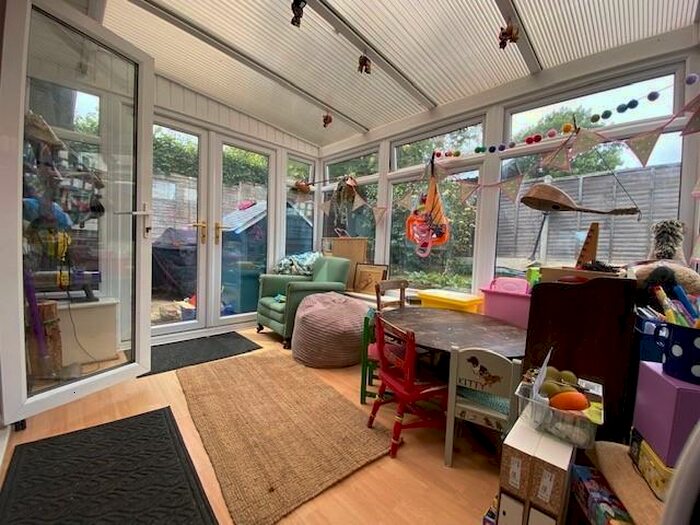 4 Bedroom House To Rent In Parklands, Hemyock, EX15