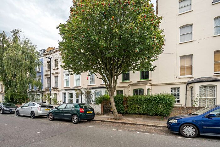 6 Bedroom Terraced House To Rent In Caedmon Road, London, N7