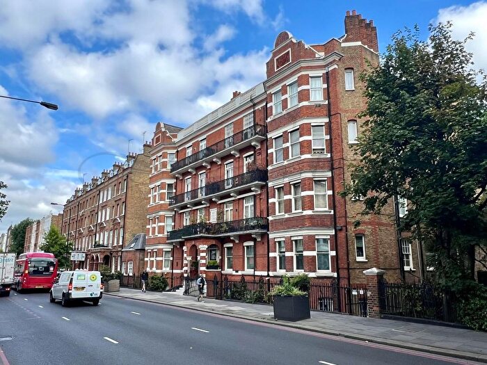 2 Bedroom Flat To Rent In Warwick Road, Earl's Court, SW5