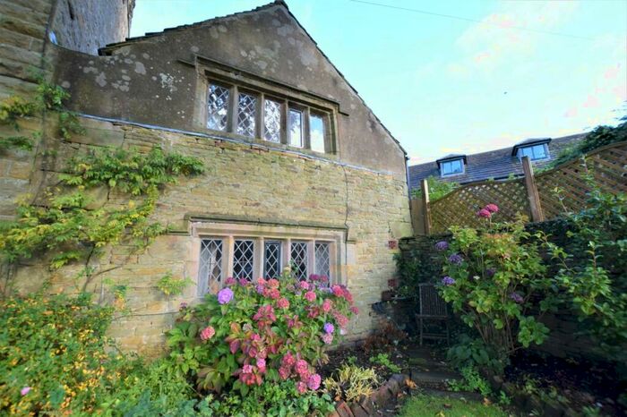 1 Bedroom Mews To Rent In Buxworth, High Peak, SK23