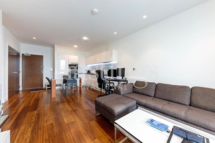 1 Bedroom Apartment To Rent In Quebec Way, London, SE16