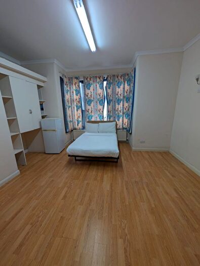 9 Bedroom Terraced House To Rent In En-Suite Rooms For Rent, IG11