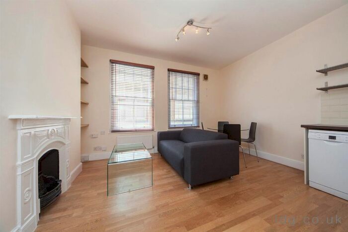 2 Bedroom Flat To Rent In Bedford House, Bloomsbury, WC1N