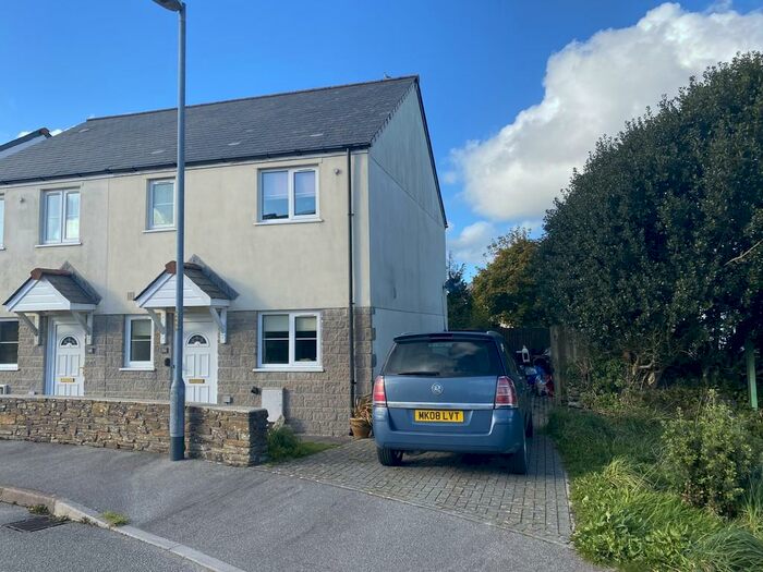 Houses for sale & to rent in PL26 8EJ, Harmony Meadow, Roche St Austell