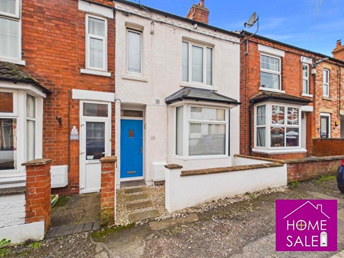 2 Bedroom Terraced House For Sale In Queen Street, Irthlingborough, NN9