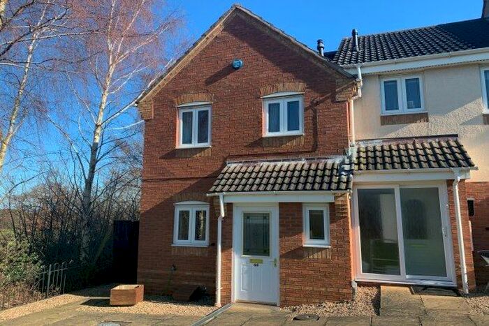 3 Bedroom End Of Terrace House To Rent In Chester Road, Rugeley, WS15