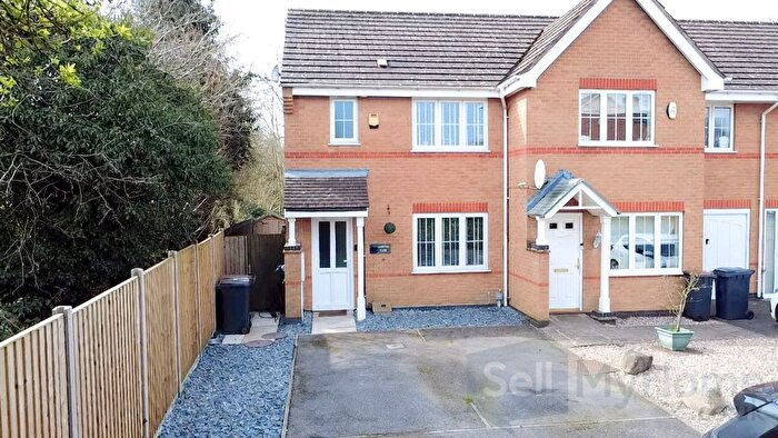 3 Bedroom Terraced House For Sale In Hampton Close, Coalville, Leicestershire, LE67