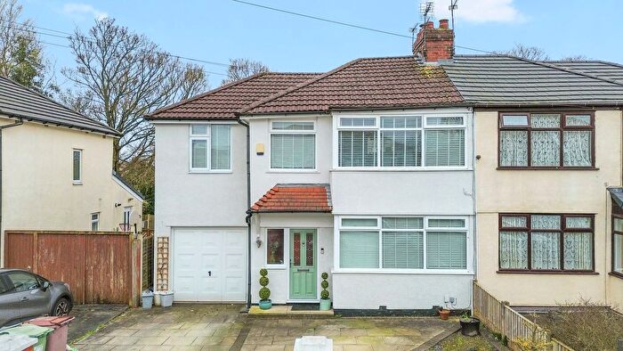 4 Bedroom Semi-Detached House For Sale In Regal Drive, Windle, WA10