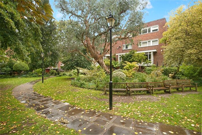 4 Bedroom Terraced House To Rent In Woodsford Square, Kensington, W14