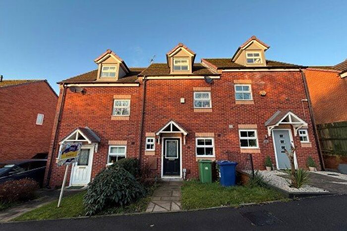 3 Bedroom Property To Rent In Peregrine Way, Cannock, WS11