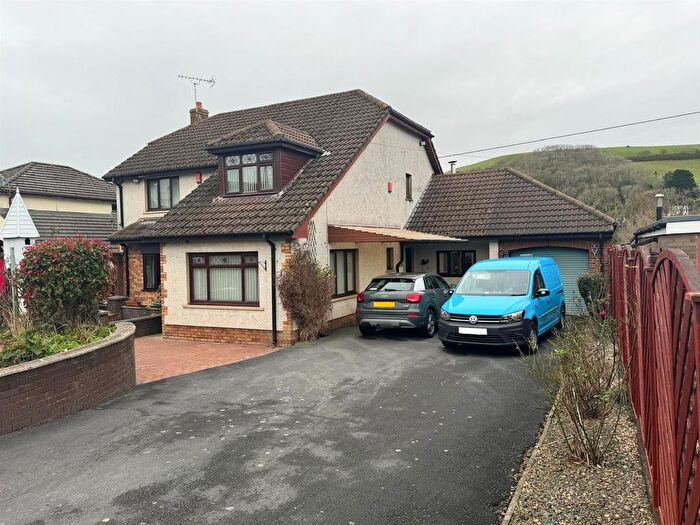4 Bedroom Detached House For Sale In Llanfarian, Aberystwyth, SY23
