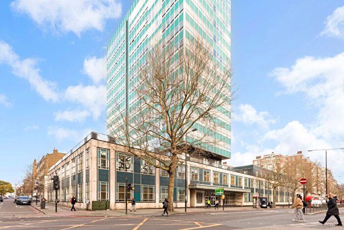 3 Bedroom Flat To Rent In Marylebone Road, London, NW1