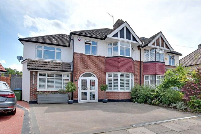 5 Bedroom Semi-Detached House To Rent In Kidbrooke Park Road, Blackheath, London, SE3