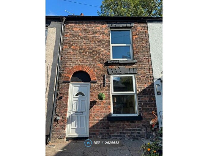 2 Bedroom Terraced House To Rent In Hope Street, Macclesfield, SK10