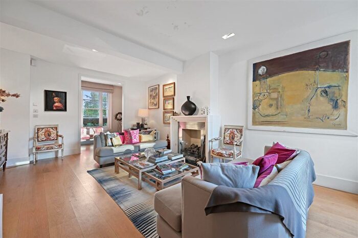 4 Bedroom Terraced House For Sale In Ceylon Road, London, W14