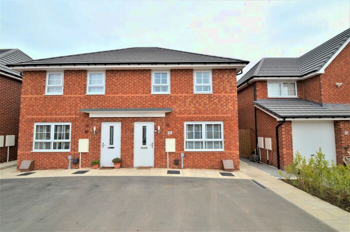 3 Bedroom Semi-Detached House To Rent In Davy Road, Rossington, Doncaster, DN11