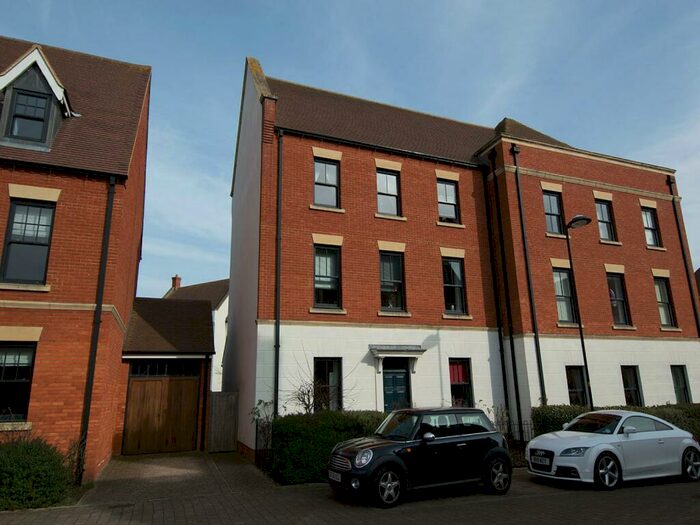 5 Bedroom House To Rent In Jack Pin Lane, Northampton, NN5