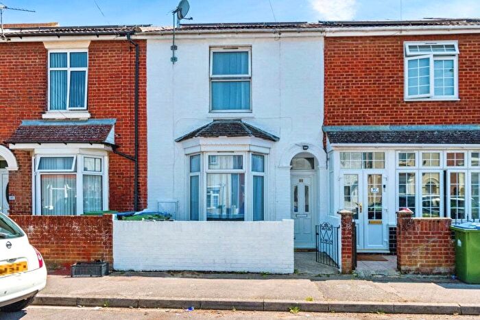 3 Bedroom Terraced House For Sale In Northumberland Road, Southampton, Hampshire, SO14