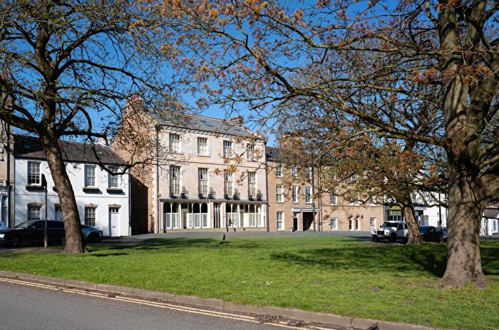 5 Bedroom Detached House To Rent In Clement House Regent Parade, Harrogate, HG1