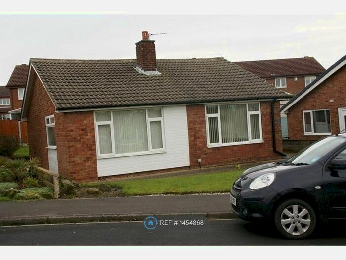 2 Bedroom Bungalow To Rent In Lonsdale Rise, Tingley, Wakefield, WF3