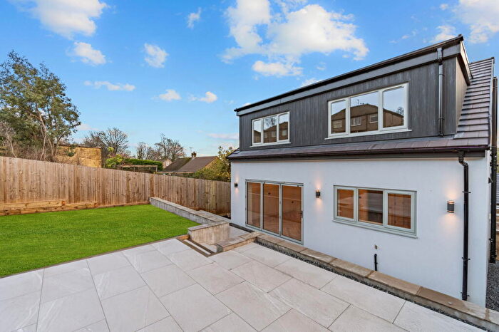 4 Bedroom Detached House For Sale In Thornton Road, Thornton, BD13