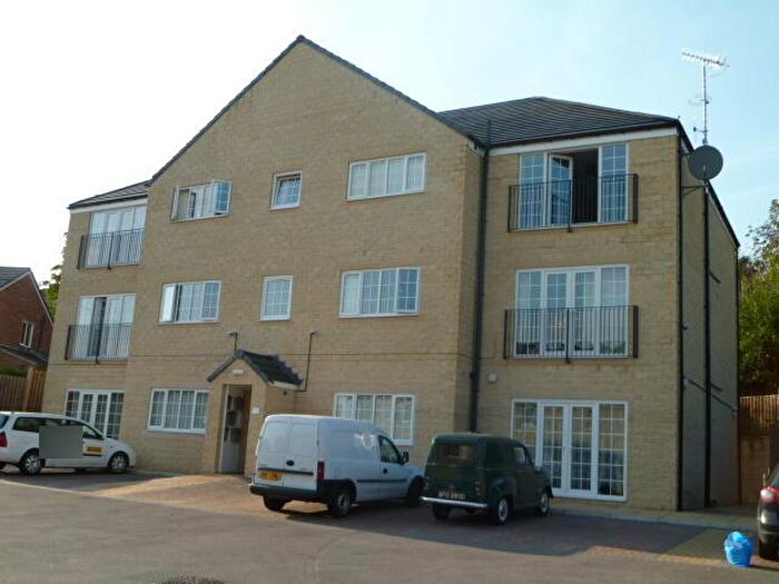 2 Bedroom Apartment To Rent In Millhouse Street, Hoyland, S74
