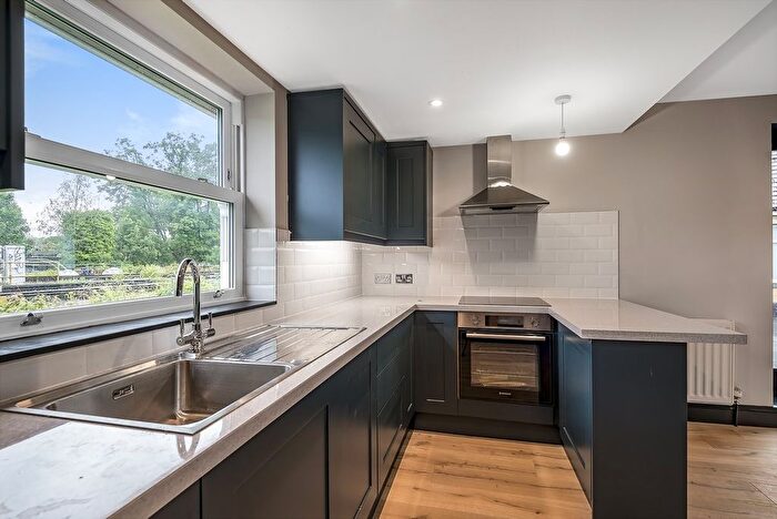 4 Bedroom Detached House To Rent In Penrith Place, Tulse Hill, London, SE27