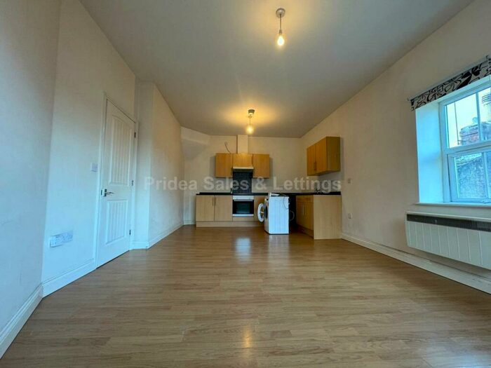 1 Bedroom Apartment To Rent In Flat, Ripon Street, Lincoln, LN5