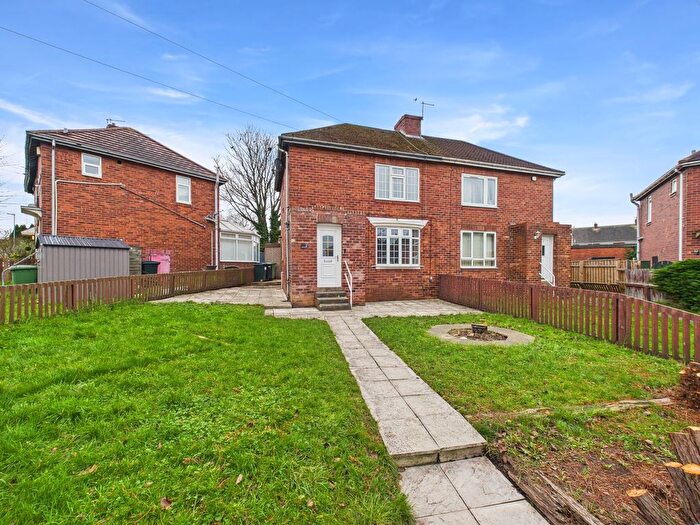 2 Bedroom Semi Detached House For Sale In Fellgate Gardens, Gateshead, NE10