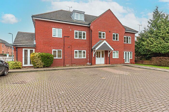 1 Bedroom Apartment To Rent In St Francis Close, Crowthorne, RG45