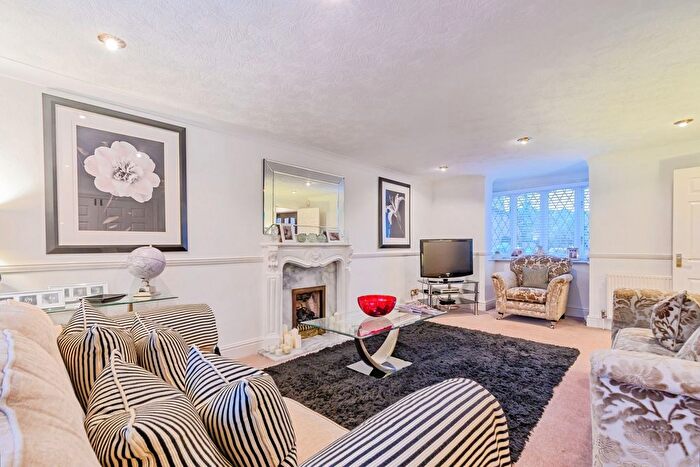 4 Bedroom Detached House For Sale In Bridgefield Drive, Bury, Greater Manchester, BL9