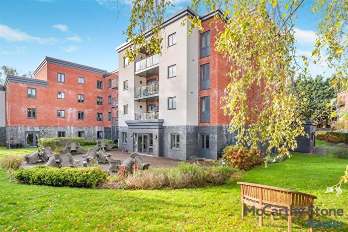 1 Bedroom Apartment For Sale In Llys Isan, Ilex Close, Llanishen, Cardiff, CF14
