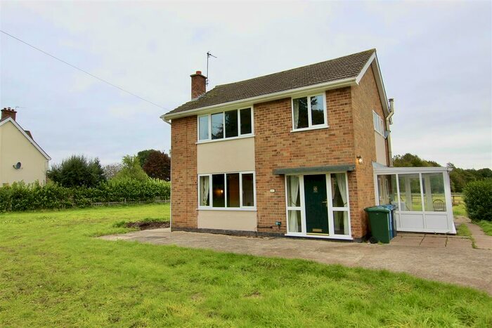 3 Bedroom Detached House To Rent In Castle Hill, East Leake, Loughborough, LE12