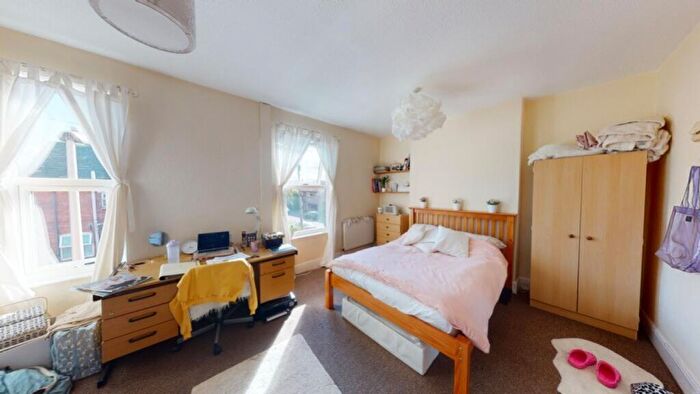 3 Bedroom House To Rent In Laurie Avenue, Nottingham, NG7