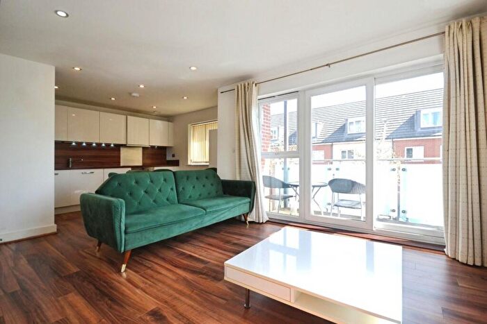 2 Bedroom Apartment To Rent In Heron House, Kennet Island, Reading, RG2