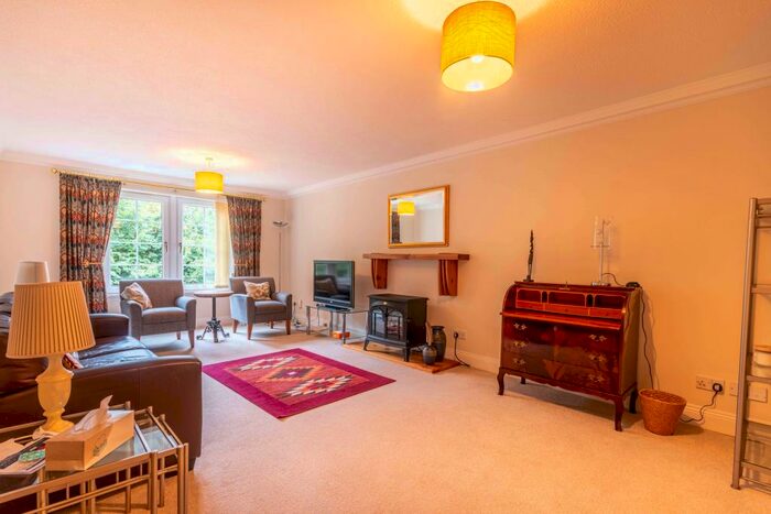 2 Bedroom Flat To Rent In Powderhall Brae Edinburgh United Kingdom, EH7