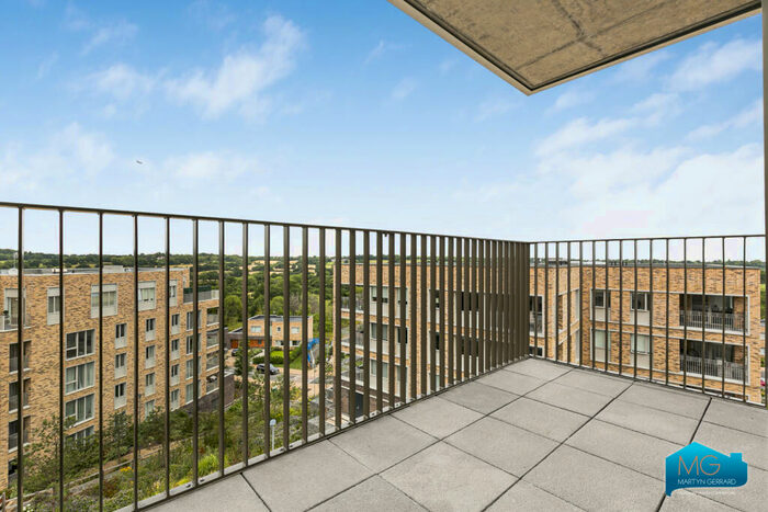 2 Bedroom Apartment To Rent In Medawar Drive, Mill Hill, London, NW7