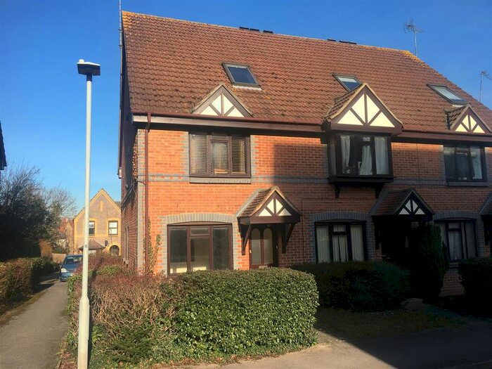 1 Bedroom Maisonette To Rent In Rowe Court, West Reading, Reading, RG30