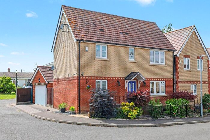 2 Bedroom Detached House For Sale In Mayland Quay, Mayland, Chelmsford, CM3